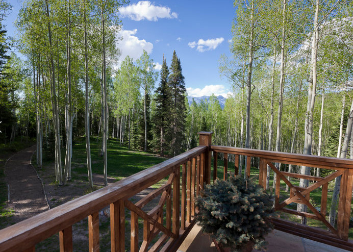 Mountain style patio photo in Denver