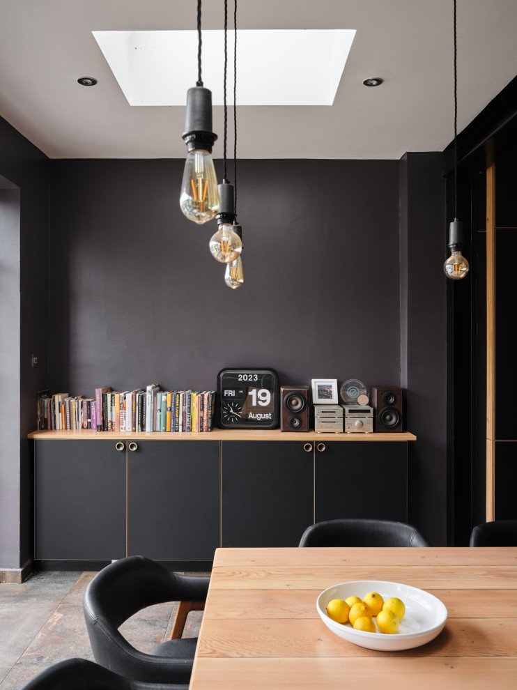 Wanstead Industrial Kitchen Diner