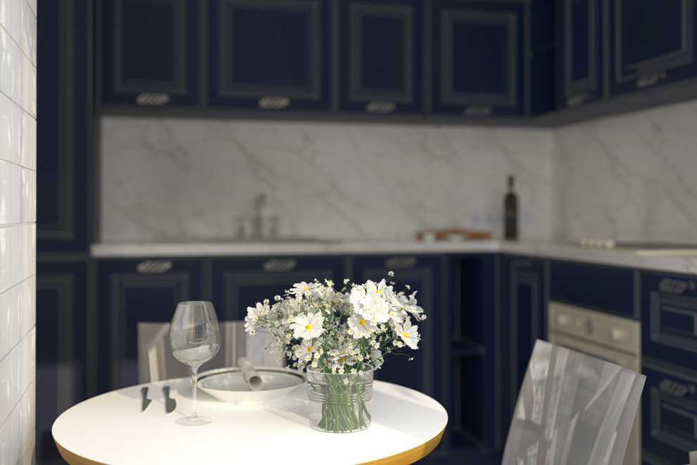 Квартира в сталинском доме на Смоленском бульваре.