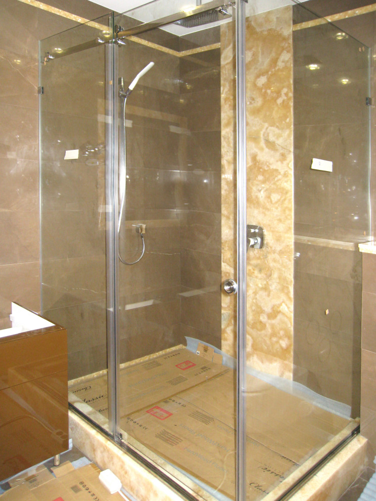 Душевые ограждения угловые