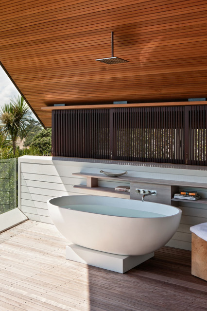 apaiser Haven Bath with custom base tropical-terrace
