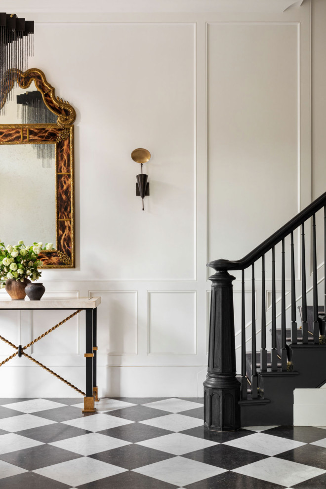 Inspiration for a transitional home design remodel in Chicago