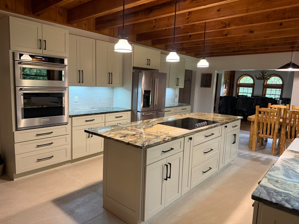 Modern Rustic Cabin Kitchen Inspiration