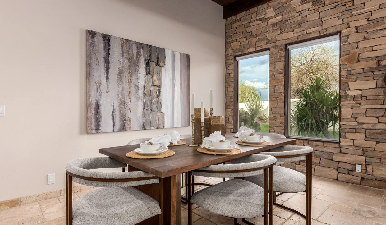 Neiman's Residence