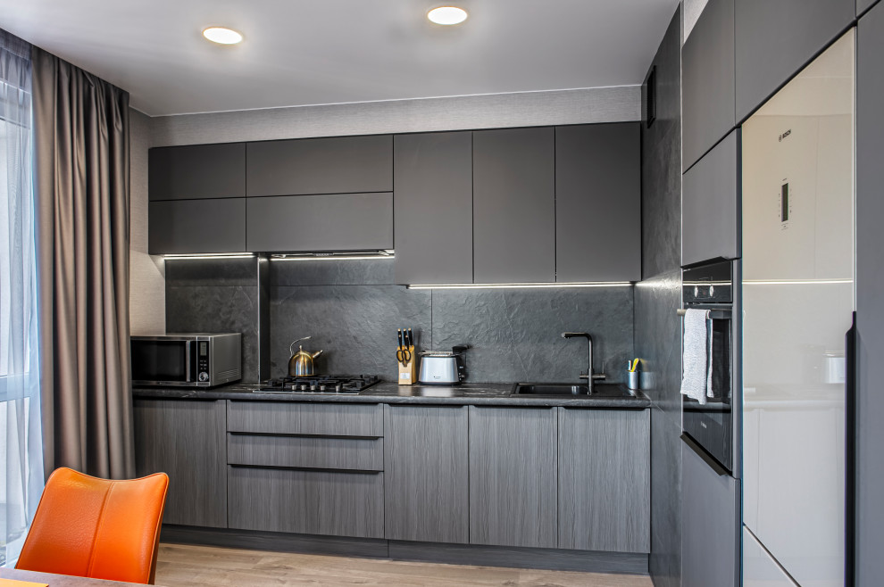 Кухня в ЖК Паруса г. Рязань, пленка + пластик