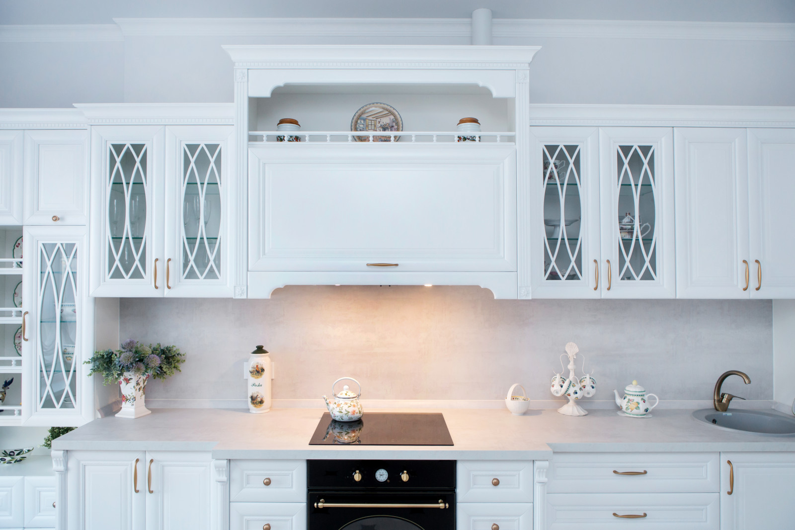 Классическая кухня из массива бука