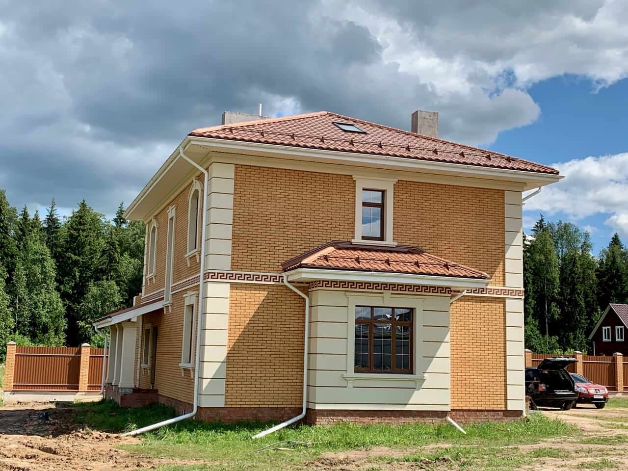 Строительство дома в классическом стиле в усадьбе Мураново