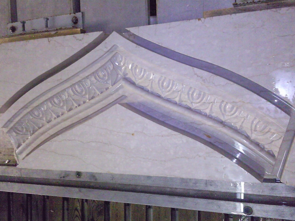 Иконостас в храме Пирогово.Московская область.