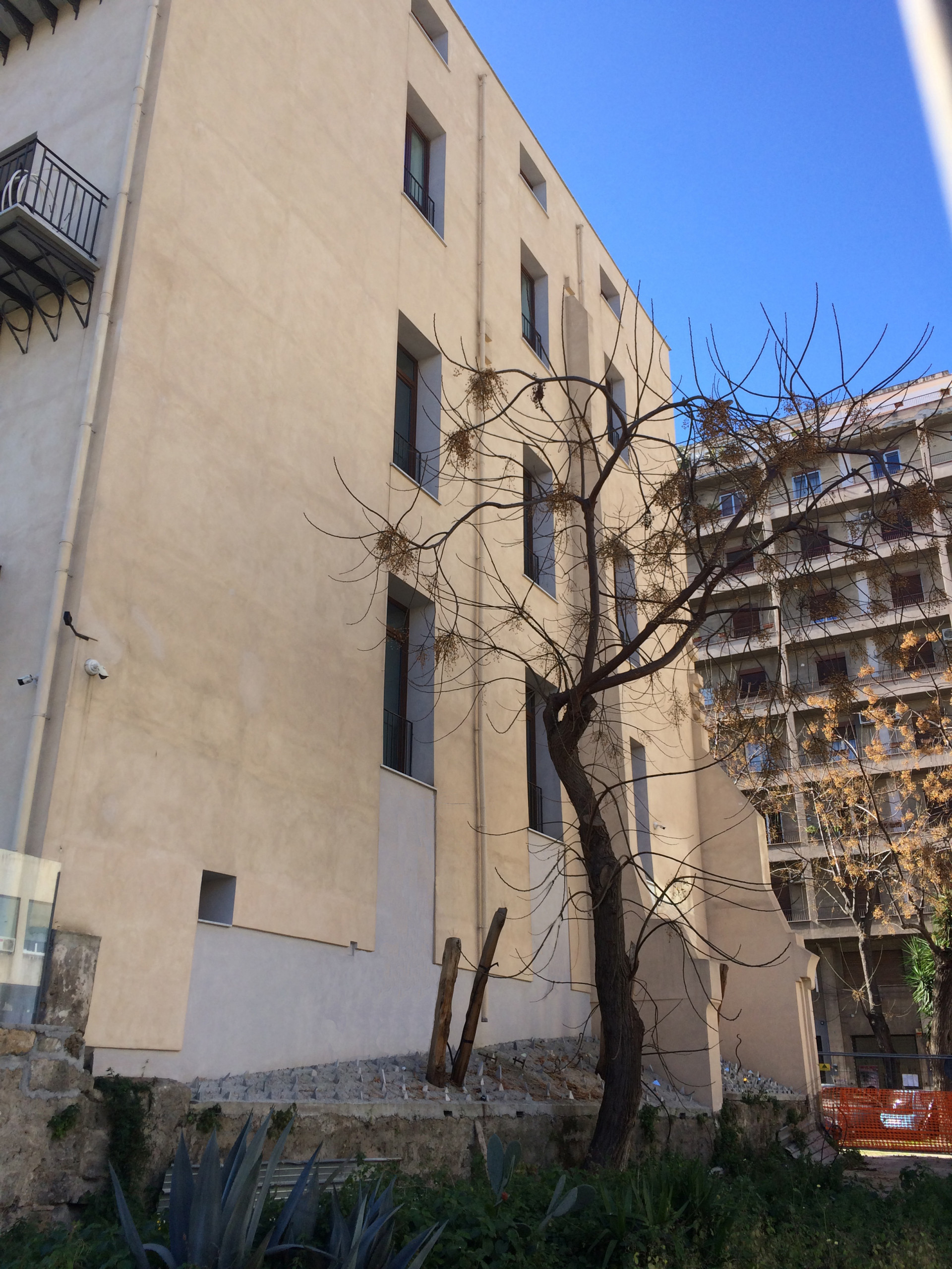 Intervento di riqualificazione edilizia a Piazza XIII Vittime, Palermo
