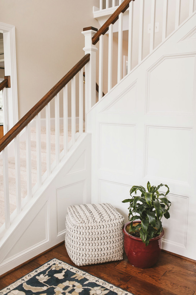 Transitional entryway photo in Baltimore