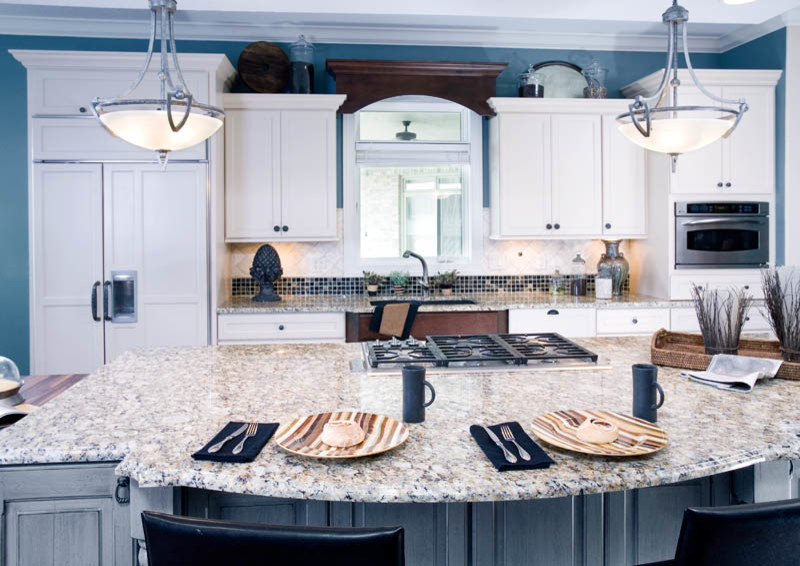 Example of a transitional kitchen design in Indianapolis