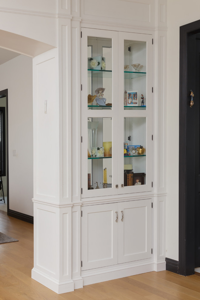 Kitchen - transitional kitchen idea