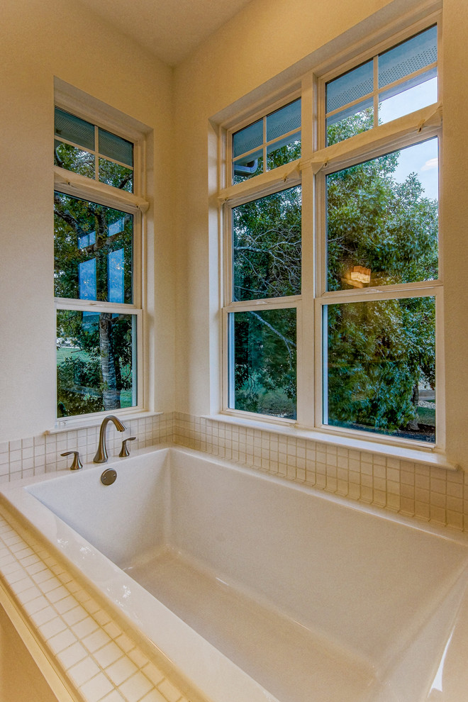 Bathroom - bathroom idea in Austin