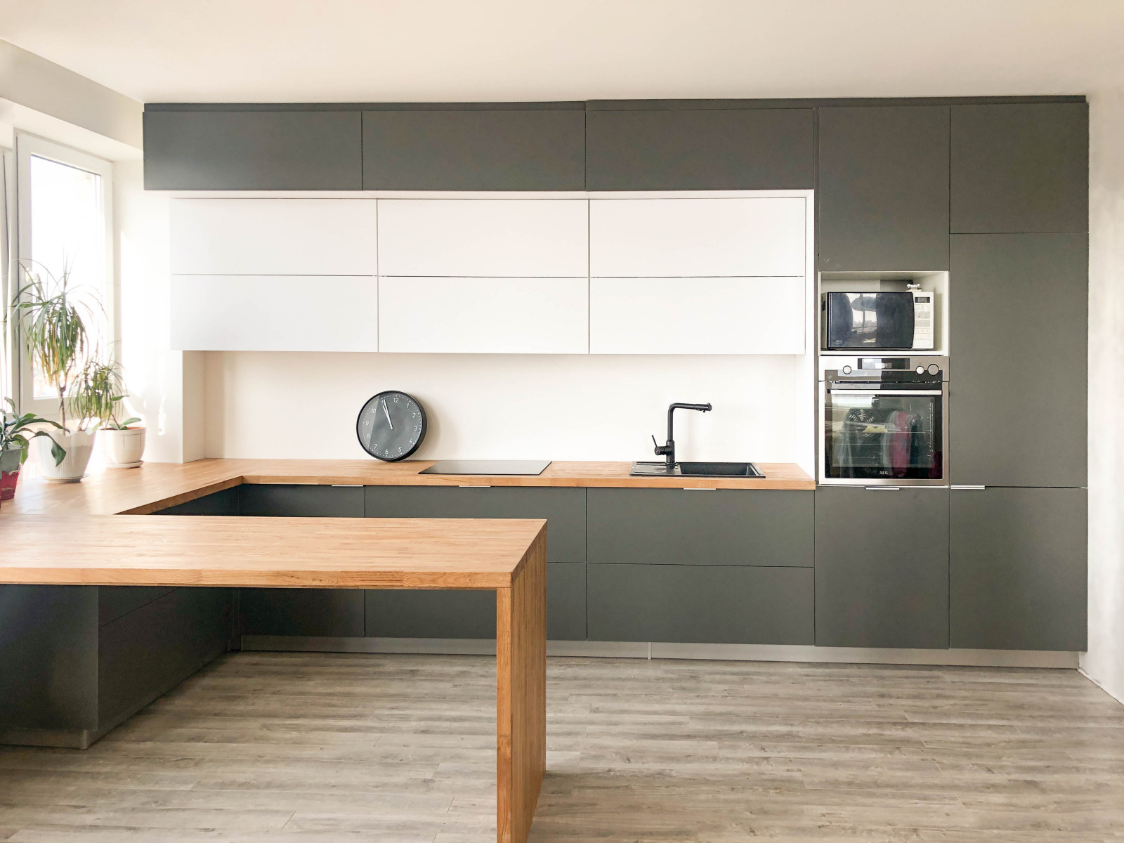 Кухня в ЖК Романовъ