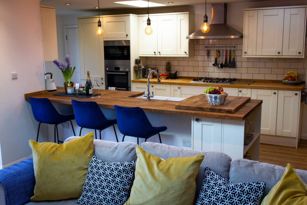Inspiration for a medium sized contemporary kitchen in Surrey.