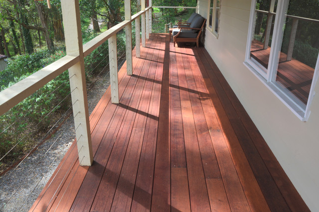 Tecoma 2015 contemporary-deck