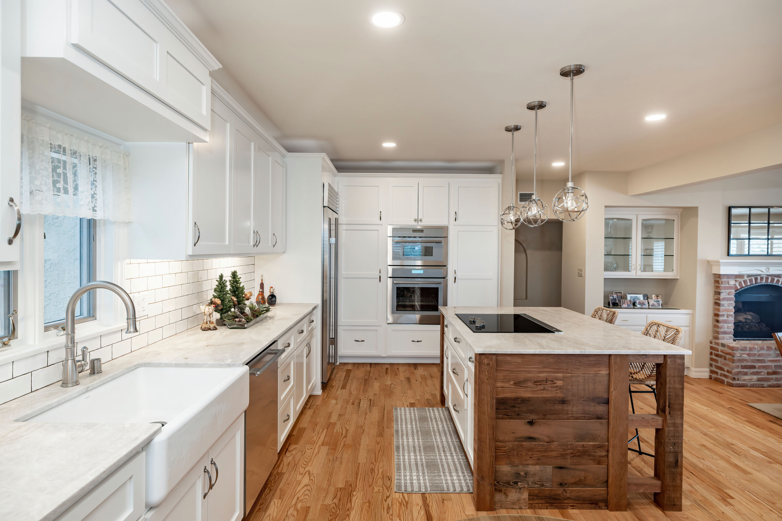 Rolling Hills Kitchen