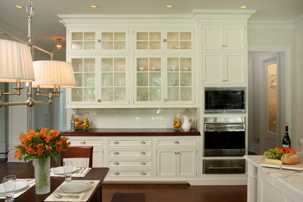 Inspiration for a transitional kitchen remodel in New York