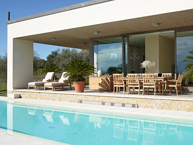 Esterni con Piscina contemporary-uteplats