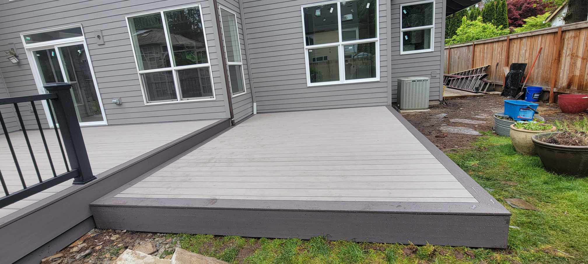 2 tone composite deck with black composite railing