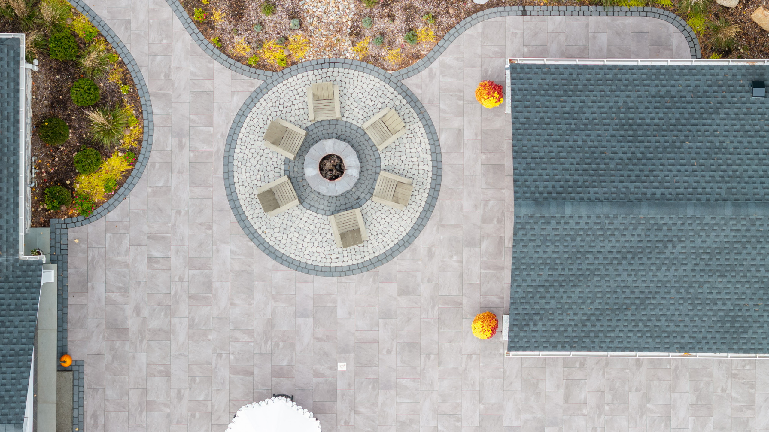 Porcelain Paradise with a Party Pavilian