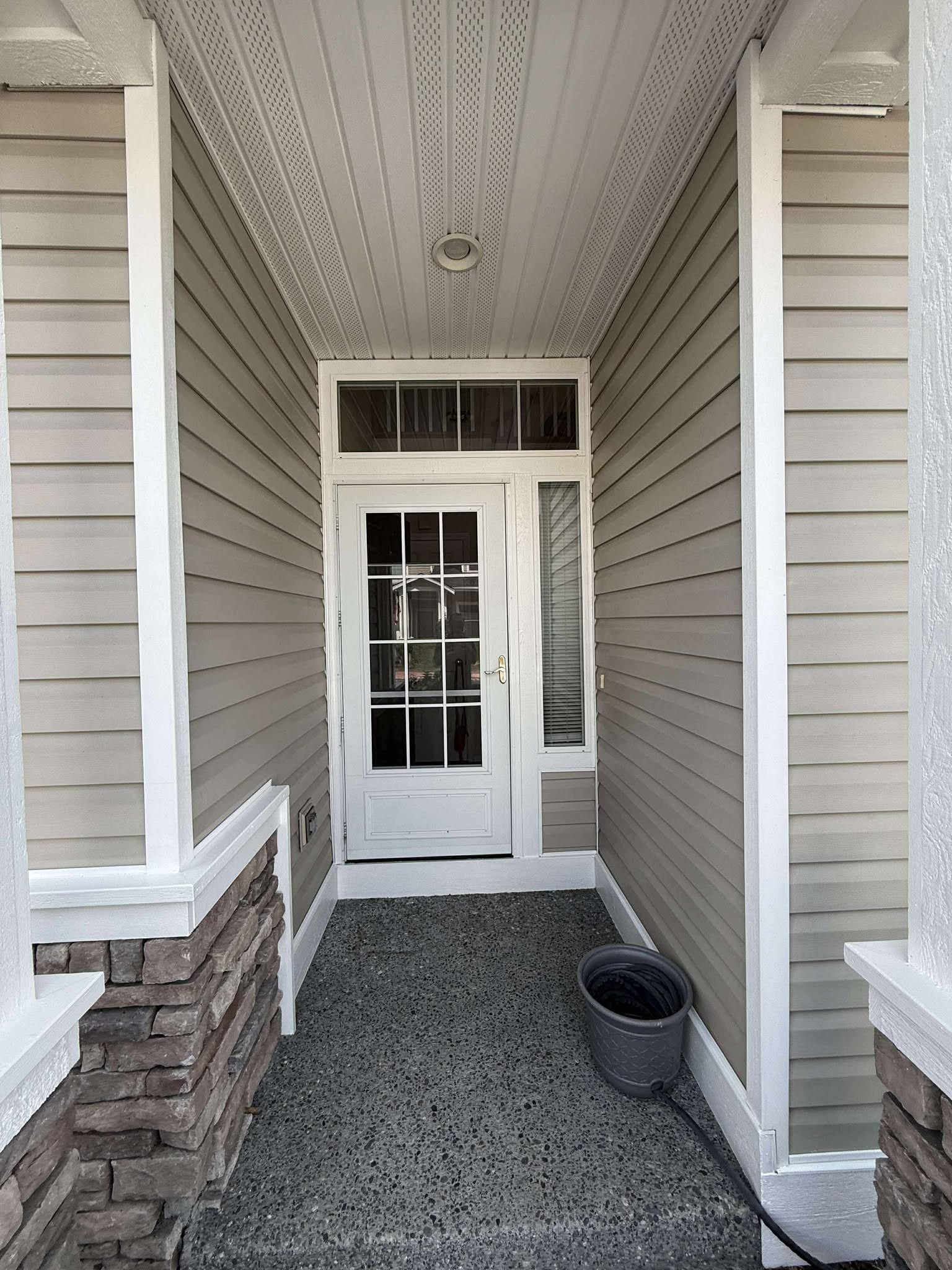 Exterior Wood Repairs & Repaint