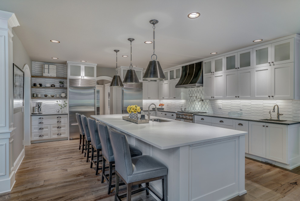 Kitchen - transitional kitchen idea in Seattle