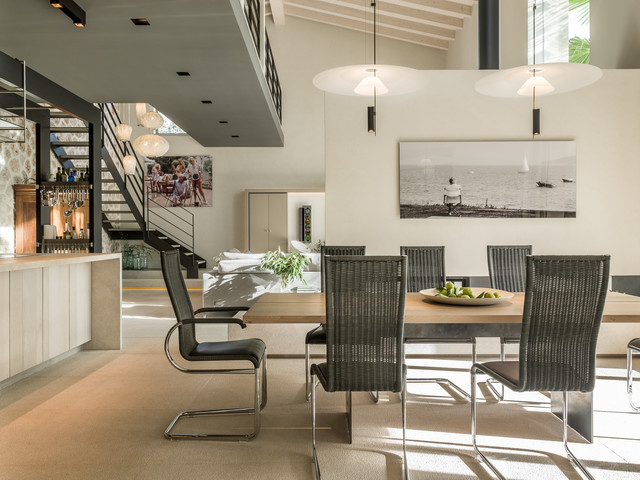 Gecko House coastal-dining-room