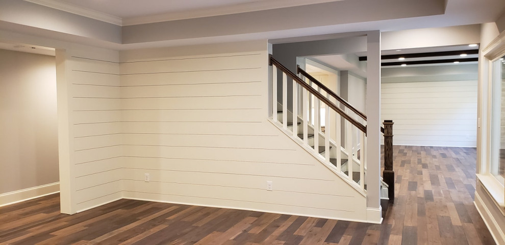 Example of a transitional basement design in Atlanta
