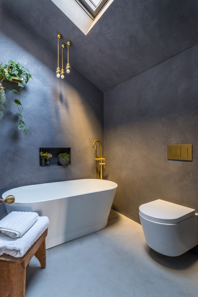Immagine di una piccola stanza da bagno per bambini design con ante in legno scuro, top grigio e un lavabo