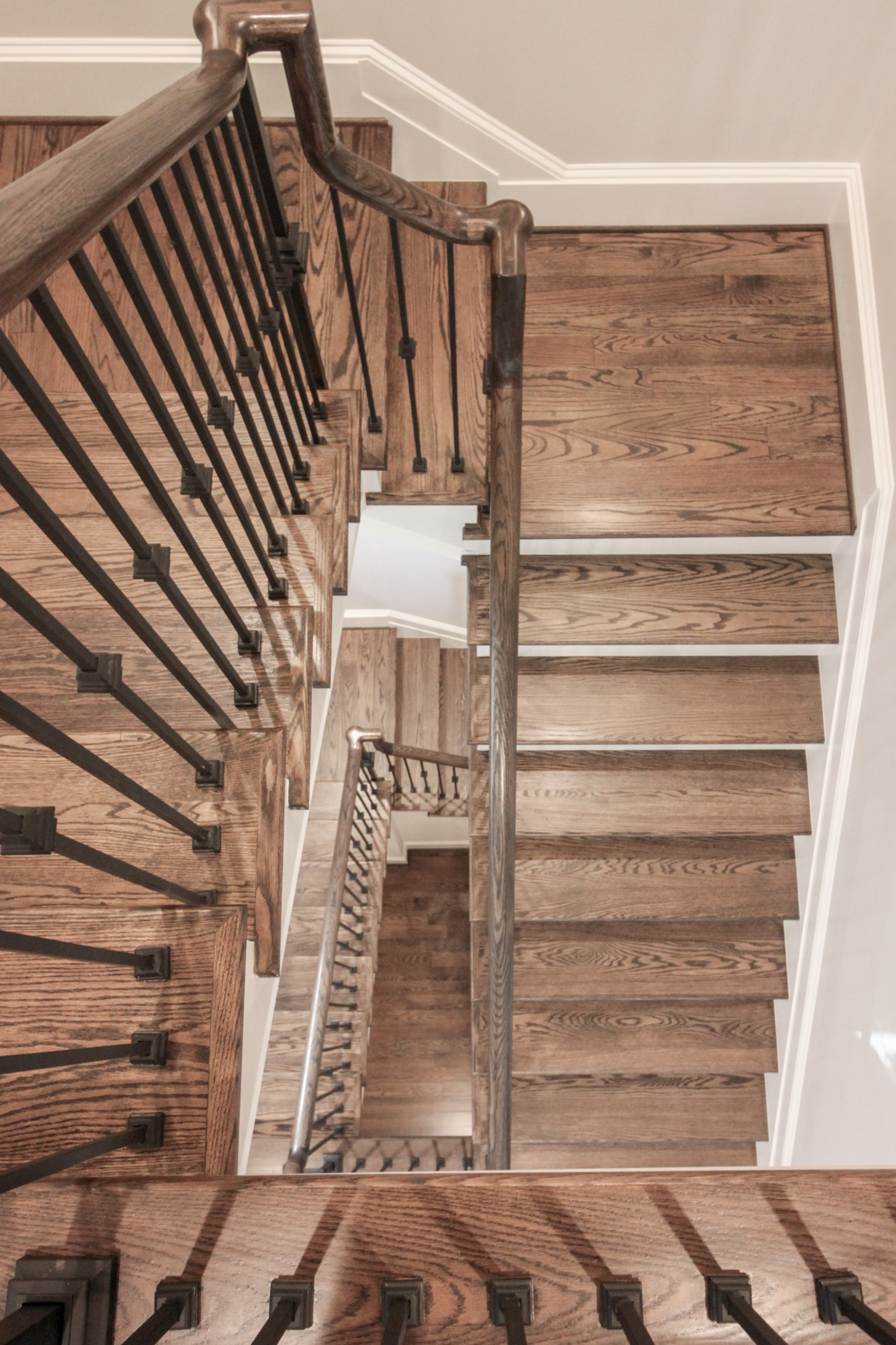 86_ Gorgeous Floating Curved Staircase, McLean VA 22066