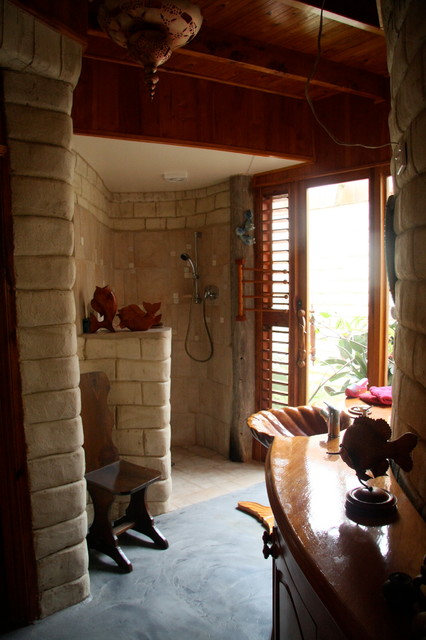 Eclectic Bathroom Auckland Mud-brick House eclectic-bathroom