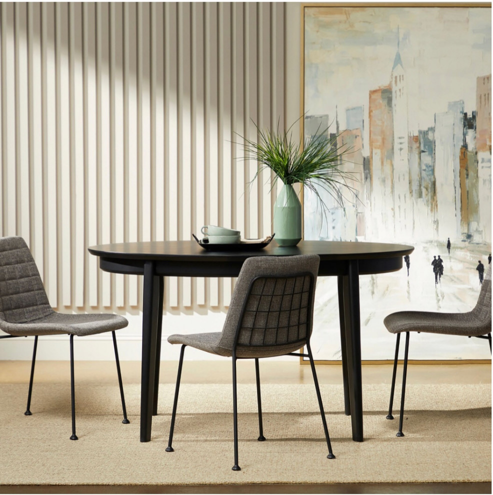 Black table brown chairs deals