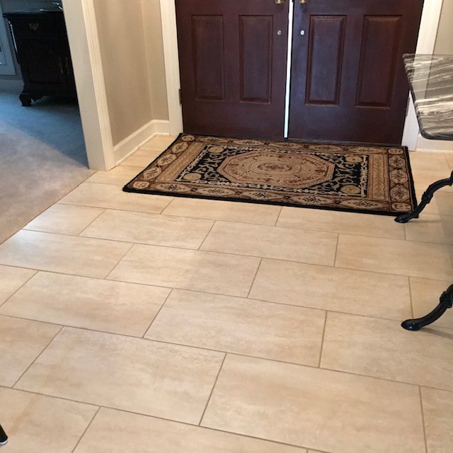 Entryway - transitional entryway idea