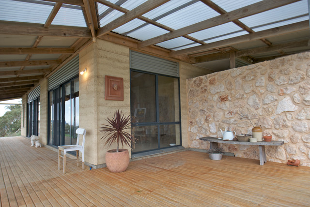 My Houzz A South Australia Home Comes Down To Earth