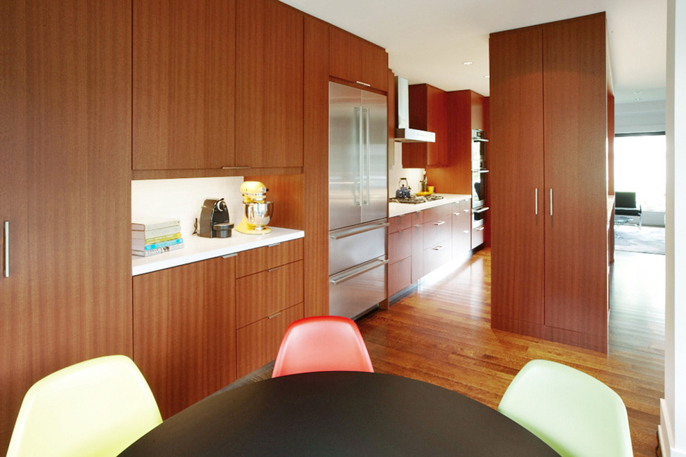 Kitchen - kitchen idea in Toronto