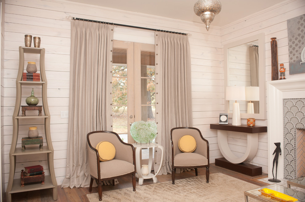 Inspiration for a transitional home design remodel in Austin