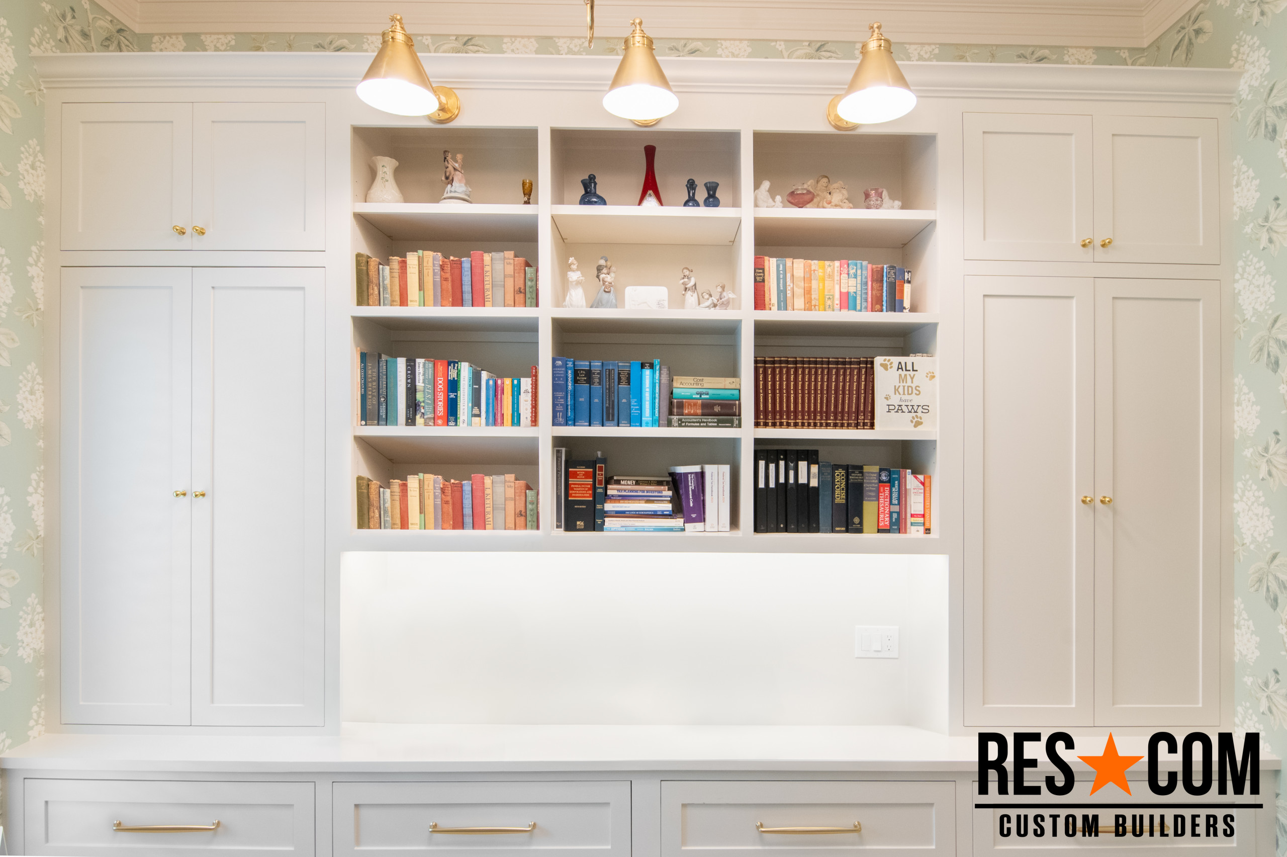 Custom Office