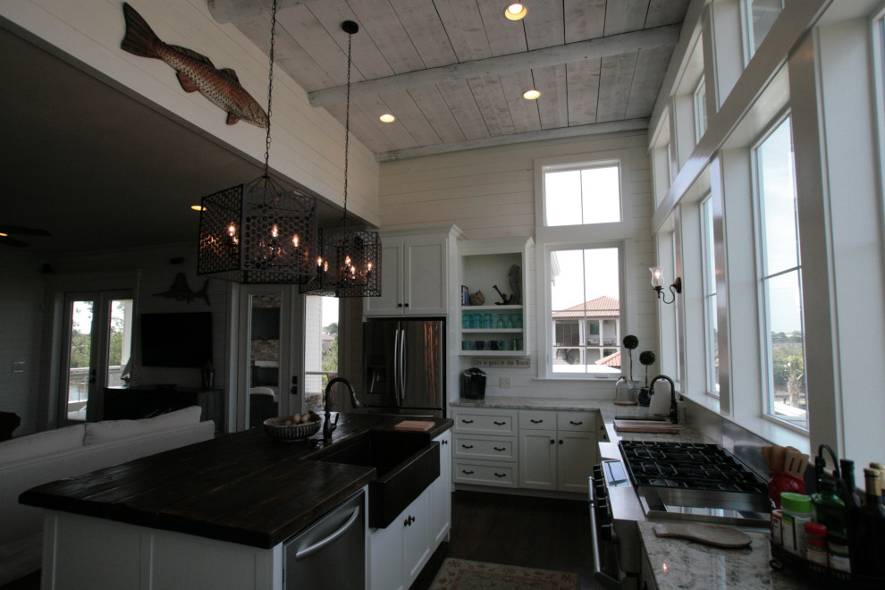The Vlahos Cottage