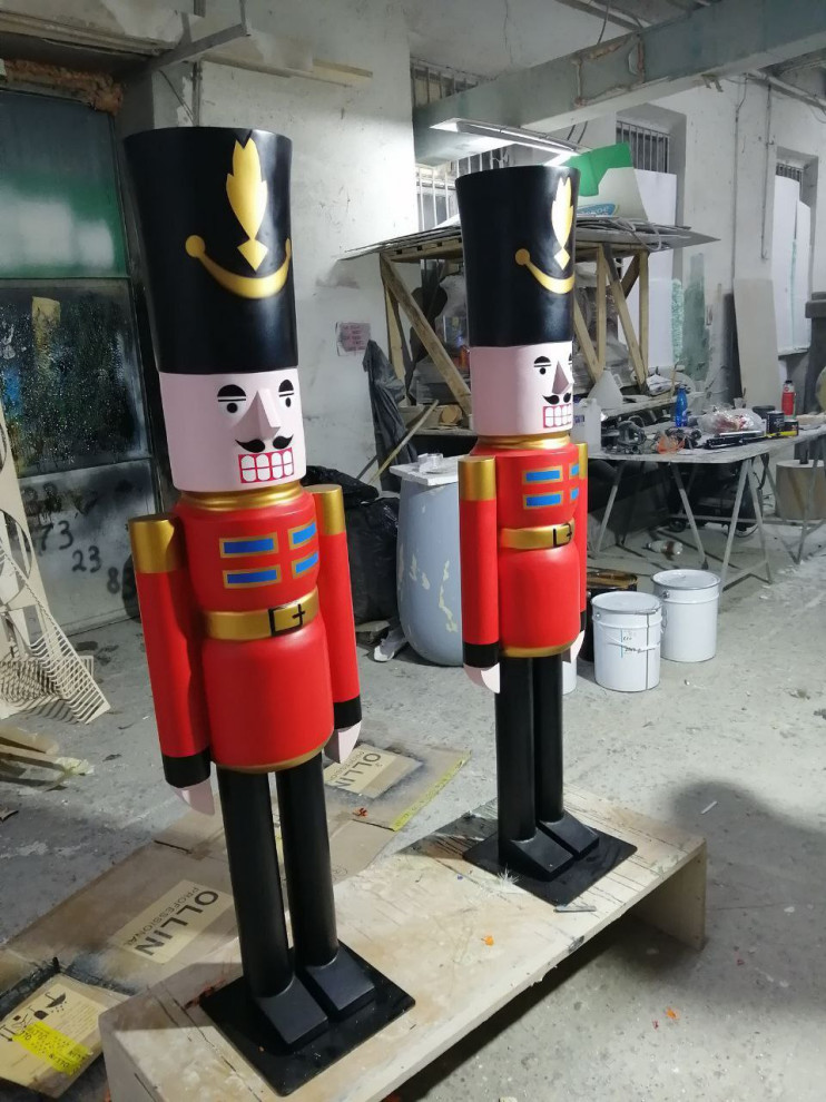 Фигуры из стеклопластика