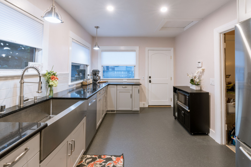 Clinton Kitchen
