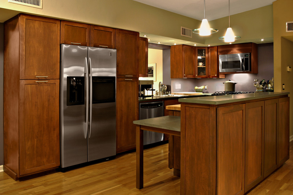 This is an example of a contemporary kitchen in Minneapolis.