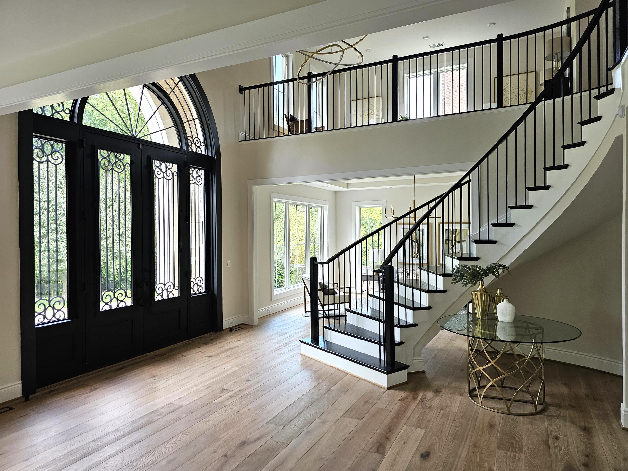 Elegant Curve Elevates Modern Design, Mclean, VA 22101