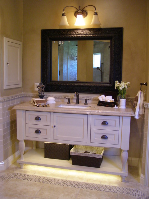 Southern Living Master Bathroom - Traditional - Bathroom - Houston - by ...