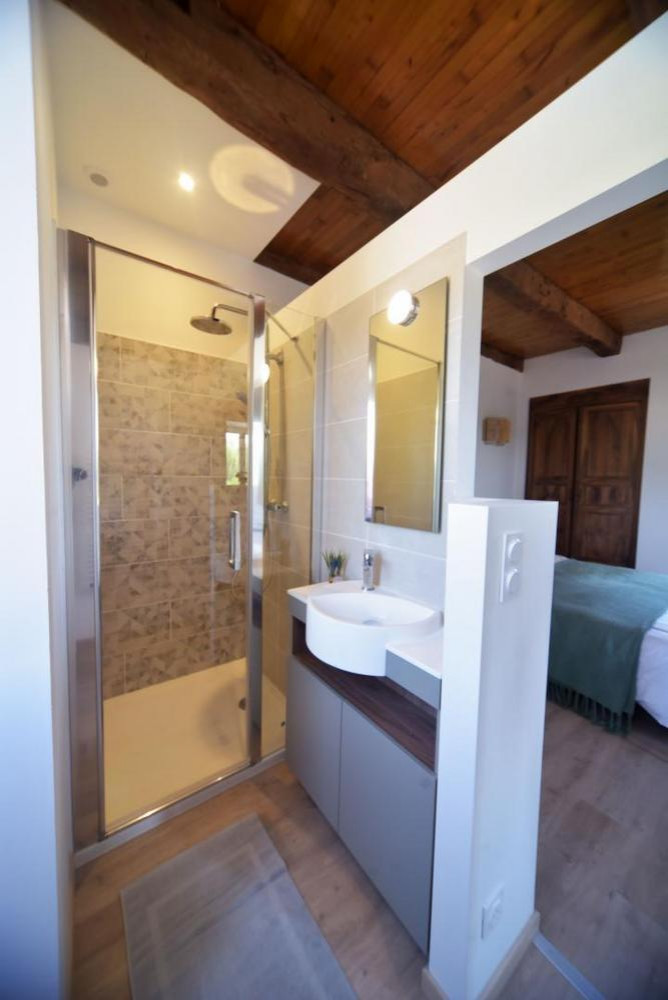 Rénovation complète // Gîte Les Escures