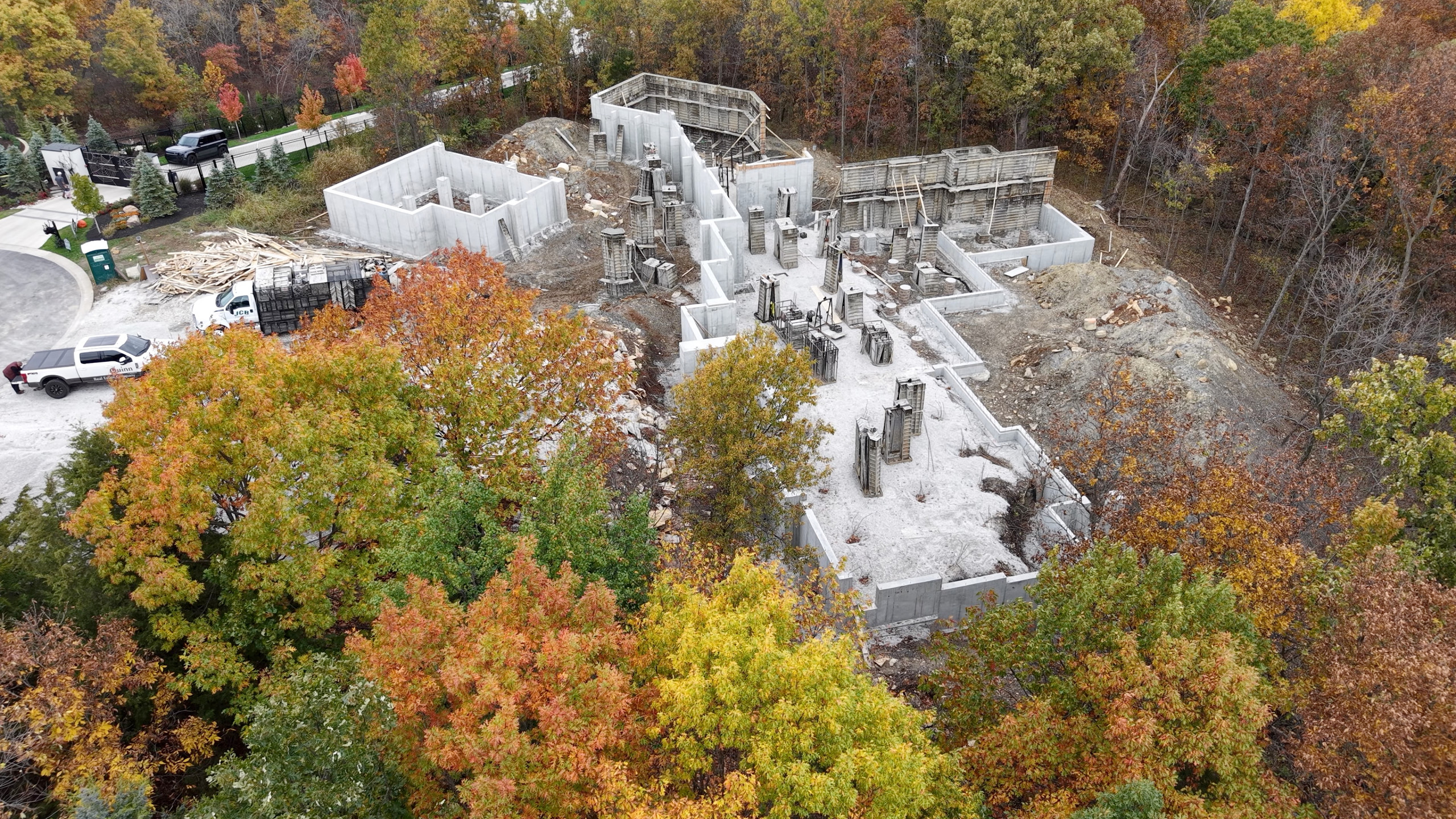 Loch Lloyd Custom Build