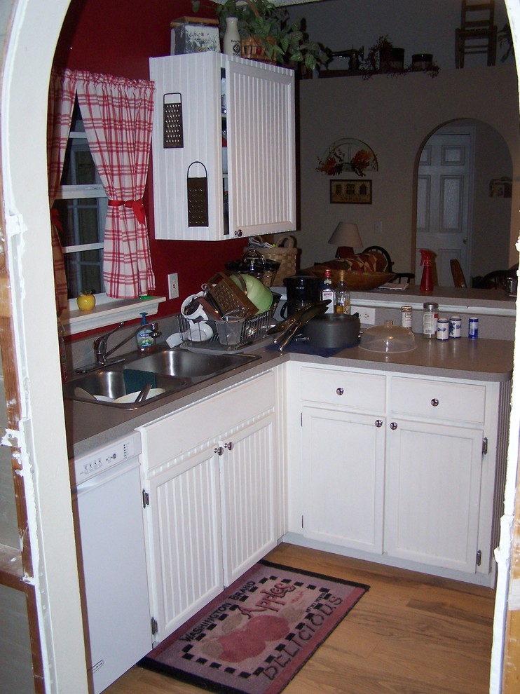 Open kitchen up!