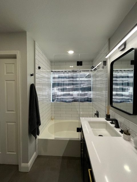 Modern Bathroom Remodel in Vallejo