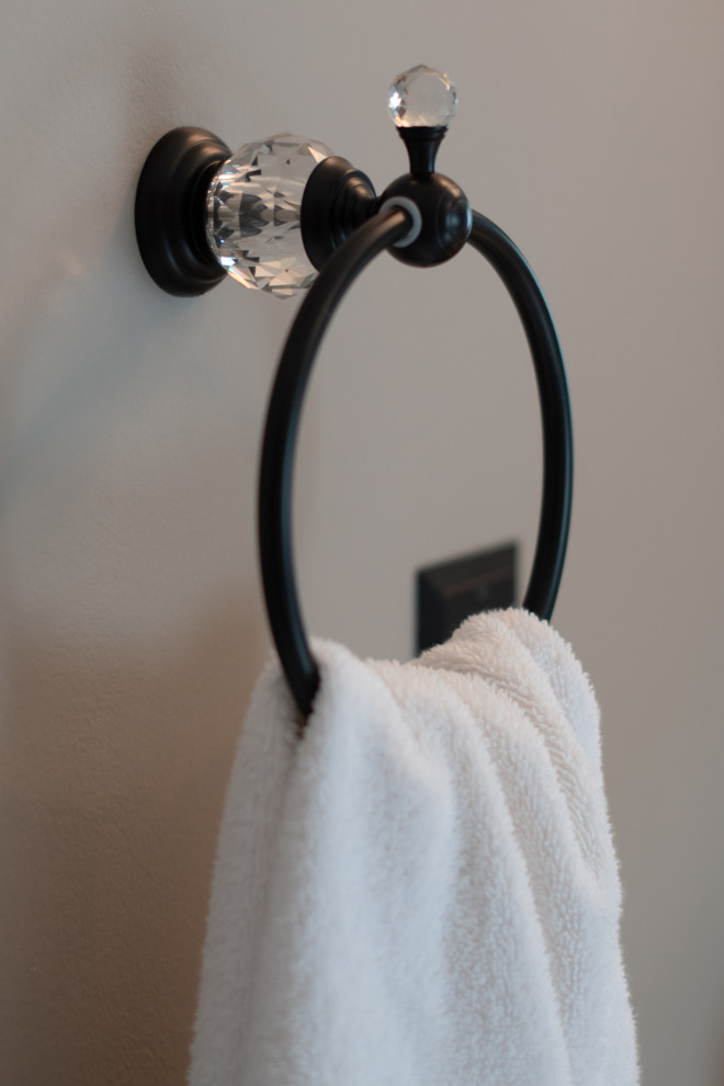 Master Bath - Morningpini
