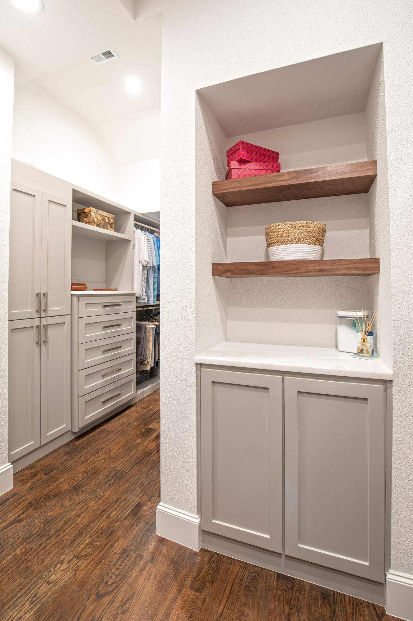 Large Walk In Closet With Tile Floor, Also Including Many Shelves